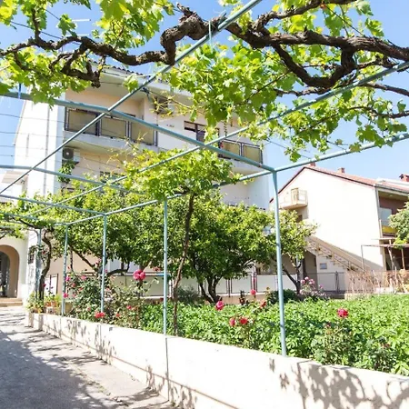 Apartmán Anka - With Free Parking *