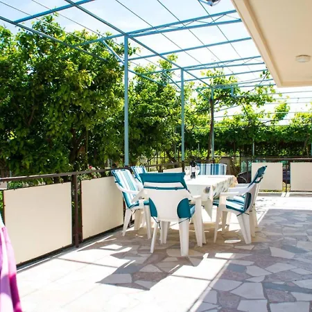 Apartment Anka Kastela